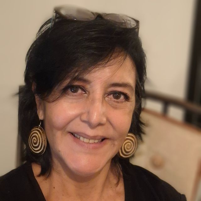 Eluvia Roman López, Psicólogo León