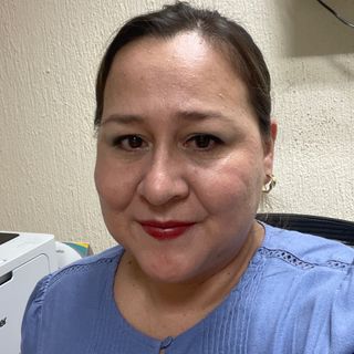 Ampliar imagen: Carmen Flores, Médico de familia Veracruz