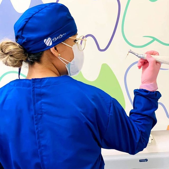 Silvia Berenice Camarena González, Endodoncia Irapuato