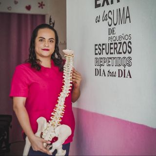 Ampliar imagen: Tabatha Paredes, Quiropráctico Nezahualcóyotl