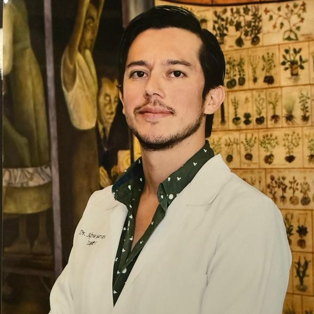 Luis Alfredo Guevara Izaguirre, Neumólogo Ciudad de México