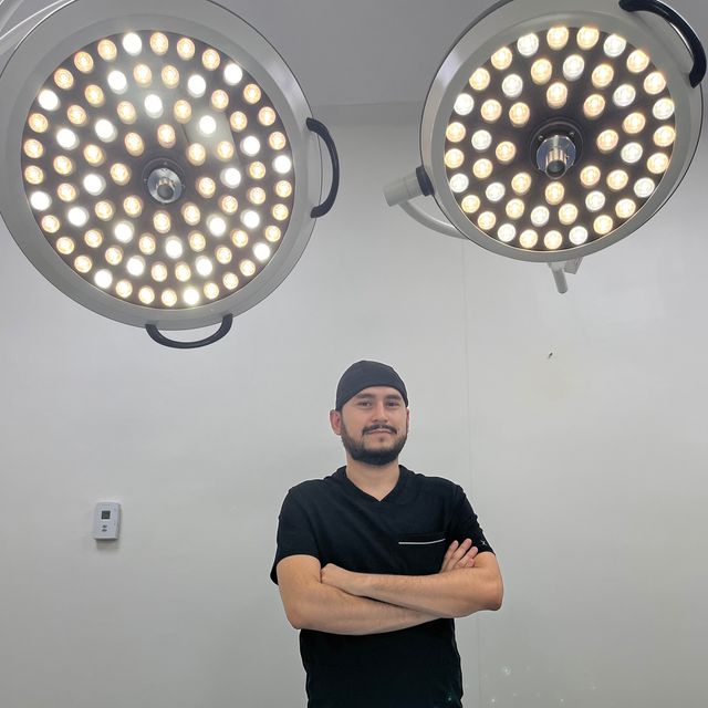 Ricardo Martinez Alaniz, Urología Ginecológica Guadalajara