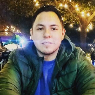 Ampliar imagen: Cesar Reveles Silverio, Psicólogo García