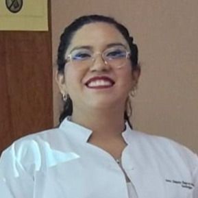 Jessica Ibarra Maldonado, Urólogo León