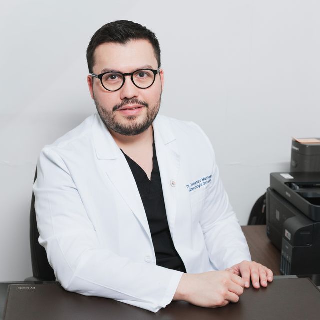 Alejandro Machado Contreras, Ginecólogo Oncólogo Mexicali