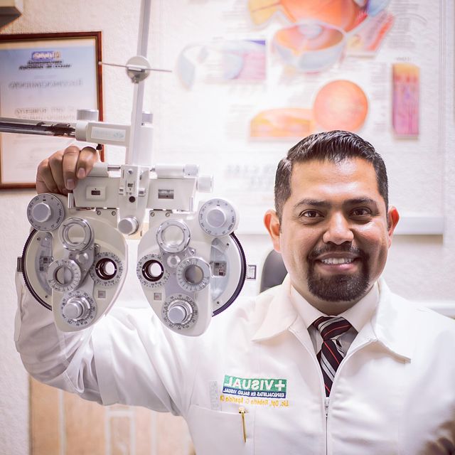 Roberto Carlos Aparicio Chavez, Optometrista Morelia