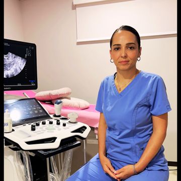 Aura Meztli Gómez Sánchez, Ginecólogo Tijuana