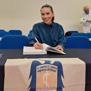 Ampliar imagen: Clara Luz Ramirez Gonzalez, Neurólogo pediatra Guadalajara