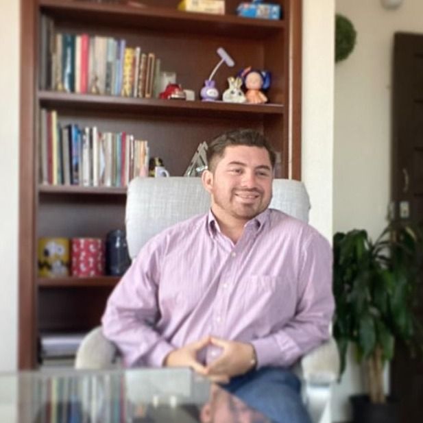 Luis Fernando Flores Murillo, Psicólogo Orizaba