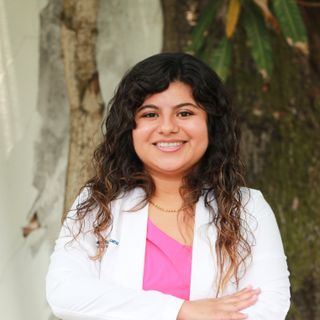 Ampliar imagen: Ana María Villalobos Cartas, Médico general Villahermosa