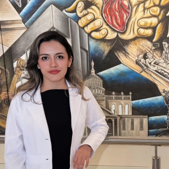 Elizabeth García Rojas, Reumatólogo Toluca
