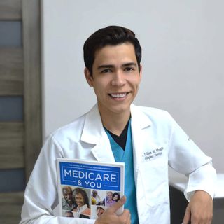 Ampliar imagen: Ulises Mendoza, Dentista - Odontólogo Guadalupe