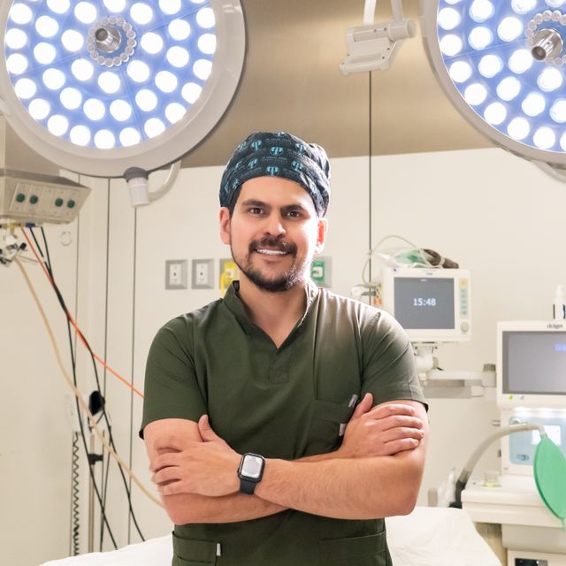 Miguel Angel Tavera Zavala, Urólogo Morelia