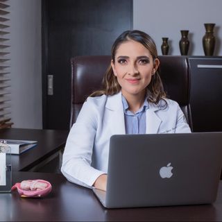 Ampliar imagen: Miriam Yusely Sánchez Tafoya, Ginecólogo León