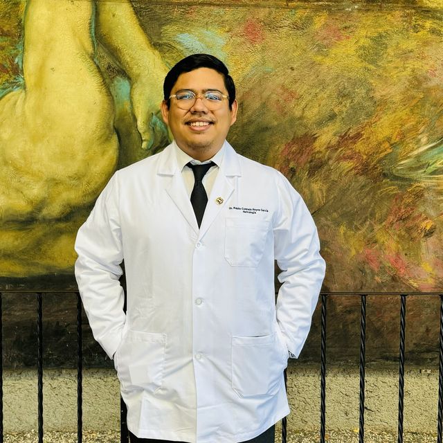 Rubén Reyes García, Nefrólogo Mérida