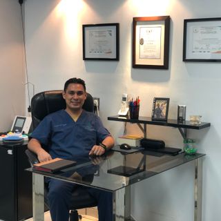 Francisco Robles Delgadillo, Dentista - Odontólogo Mexicali