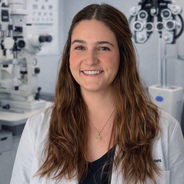 Annika mendieta Maute, Oftalmólogo Magdalena Contreras