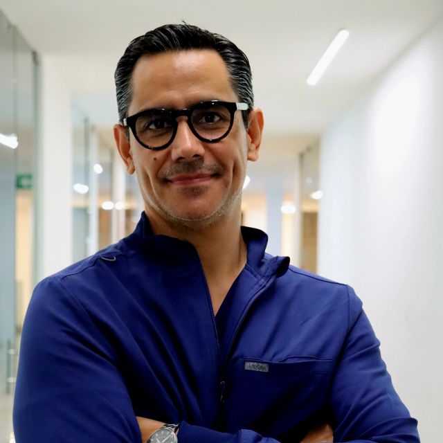 Rodrigo Coria Gámiz, Endoscopista Yucatan