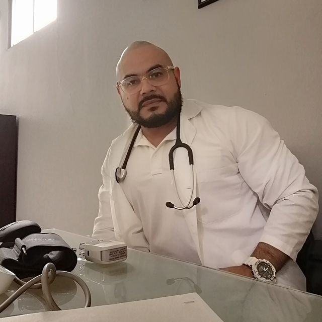  Antonio Toledo, Urgenciólogo Ensenada