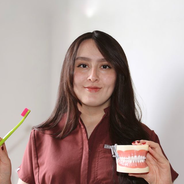 Alejandra Zetina, Dentista - Odontólogo Benito Juárez