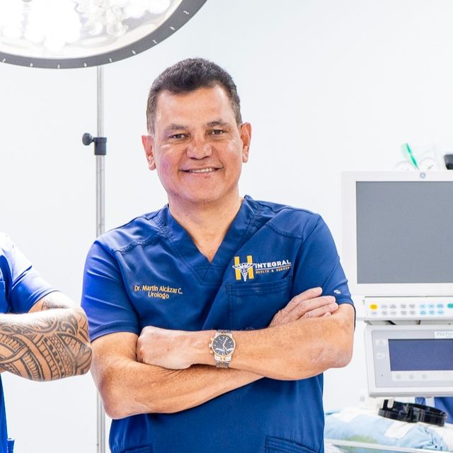 Martin Alcazar C, Urólogo Cabo San Lucas