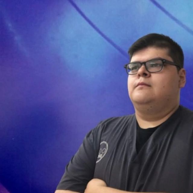 Orlando Fabricio Ornelas Alcacio, Fisioterapeuta León