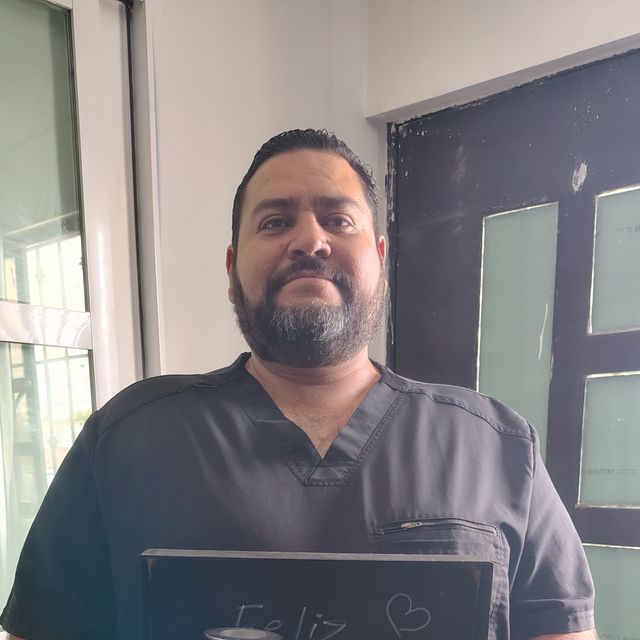 Samuel Garza Pacheco , Técnico en diagnóstico e imagen Ciudad de México