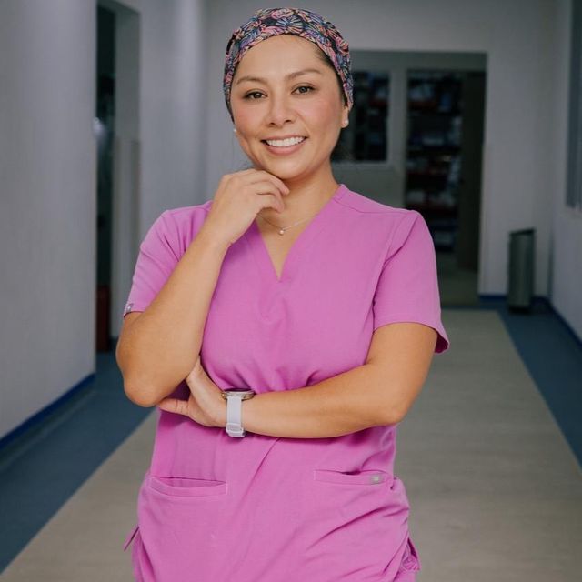 Ana Izela García Saldaña, Ginecólogo Santiago de Querétaro