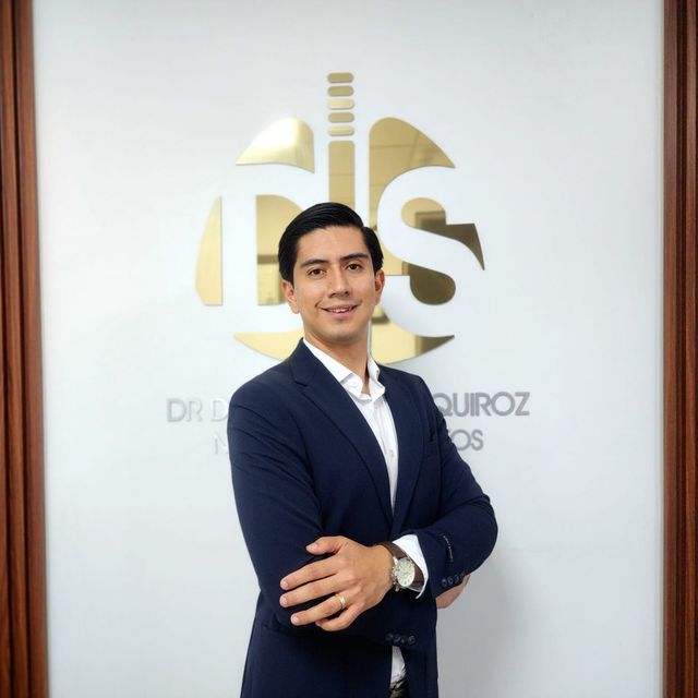 Daniel Alejandro Salazar Quiroz, Neumólogo Guadalajara