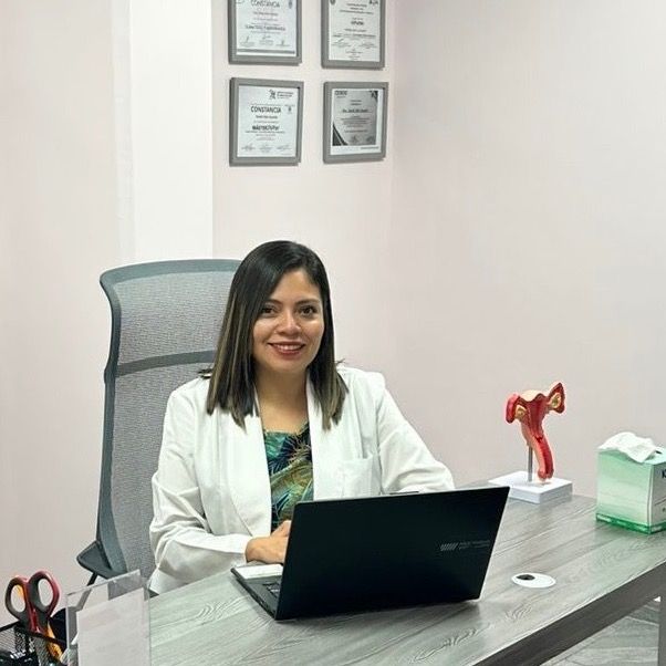 Tsitsiki Félix Guzmán, Ginecólogo Metepec