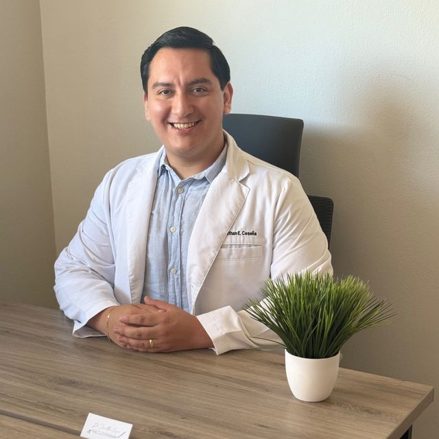 Jonathan Esaú Ceseña Barrientos, Cirujano general Yucatan