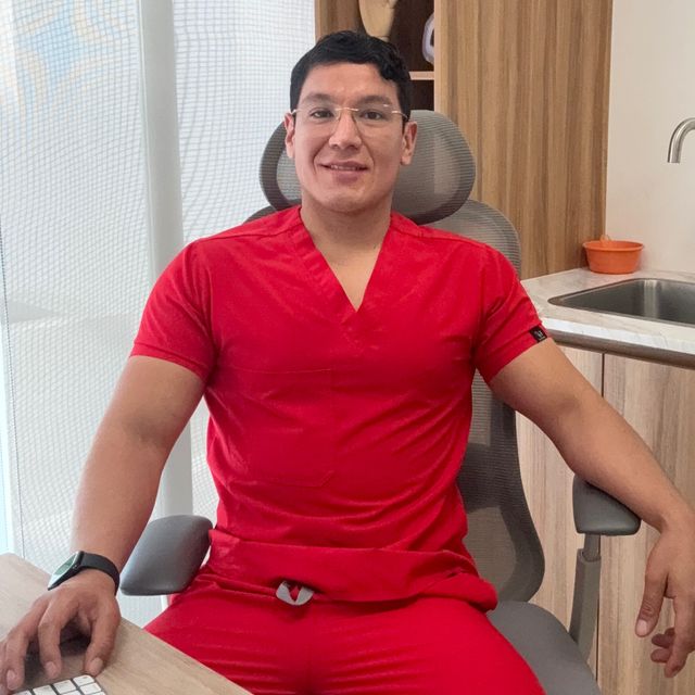 Juan Manuel Malagón, Cirujano vascular Querétaro