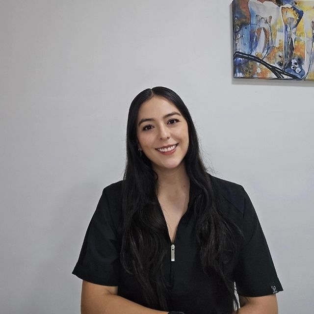 Ahtziri Cajero Reyes, Dentista - Odontólogo Guadalajara