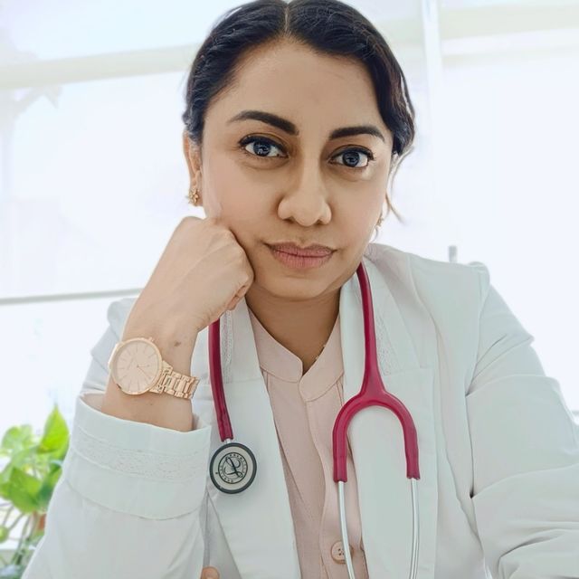 Laura Gabriela  Gómez Ruiz , Pediatra Ciudad de México