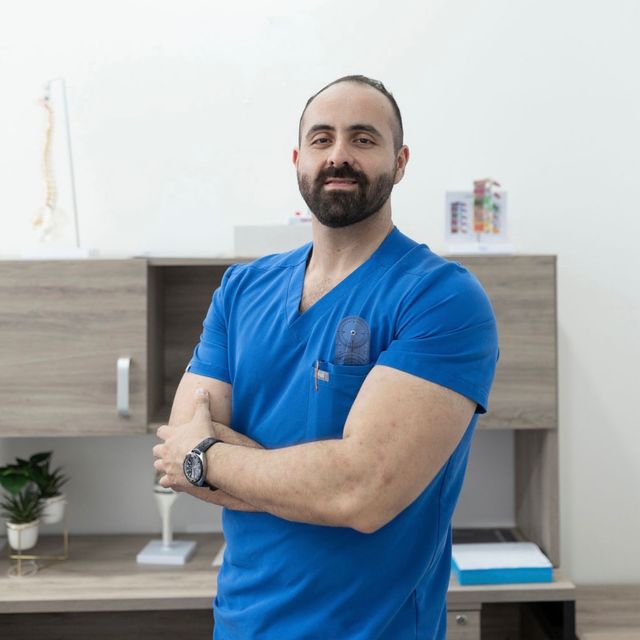 José Victor Carreón Ferreyra, Ortopedista Mérida