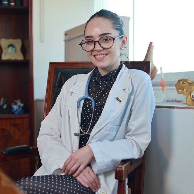 Michelle Leah Bush Arean , Médico general Naucalpan de Juárez