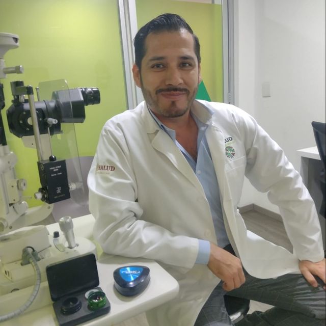 René López Rodríguez, Oftalmólogo Santiago de Querétaro