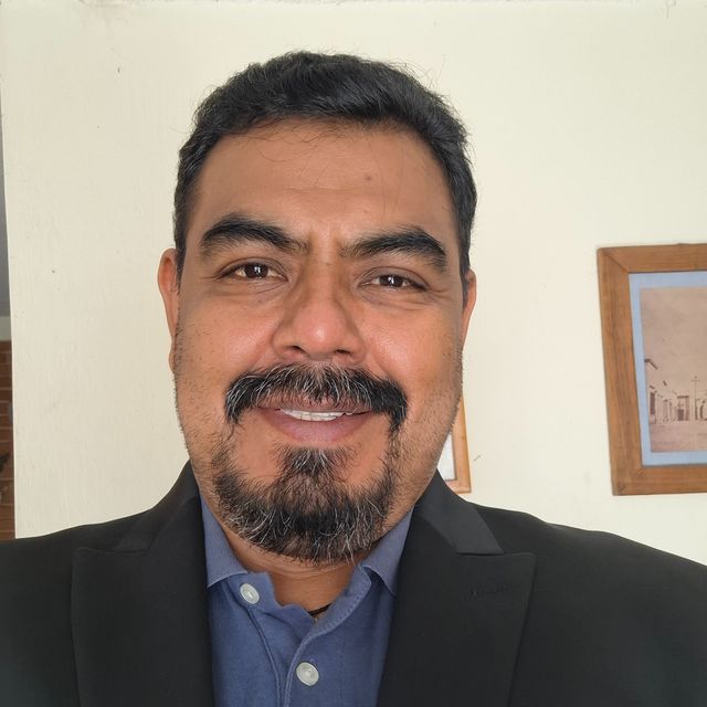Luis Alberto Terrones Flores, Psicólogo San Luis Potosi