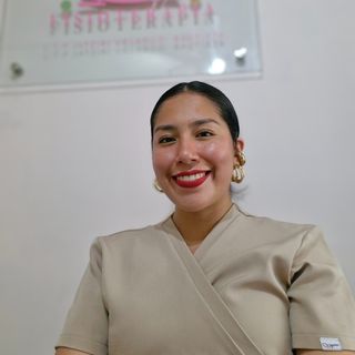 Ampliar imagen: Jatziri Velasco Bautista , Fisioterapeuta Pachuca
