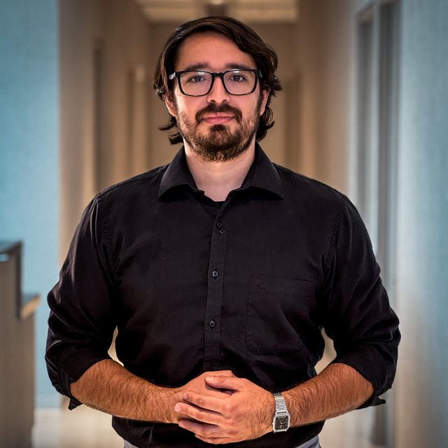 Carlos Andres Díaz Garza, Neurólogo San Pedro Garza Garcia