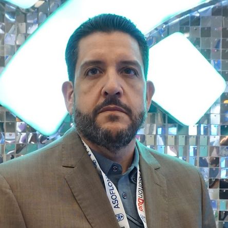 Salvador Cárdenas Hernández, Urólogo Colima