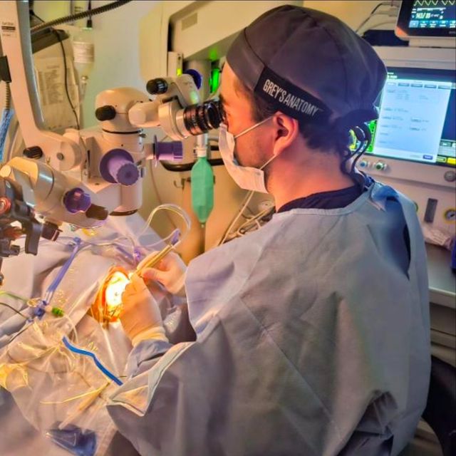 Jorge Zarazua, Oftalmólogo Ciudad de México