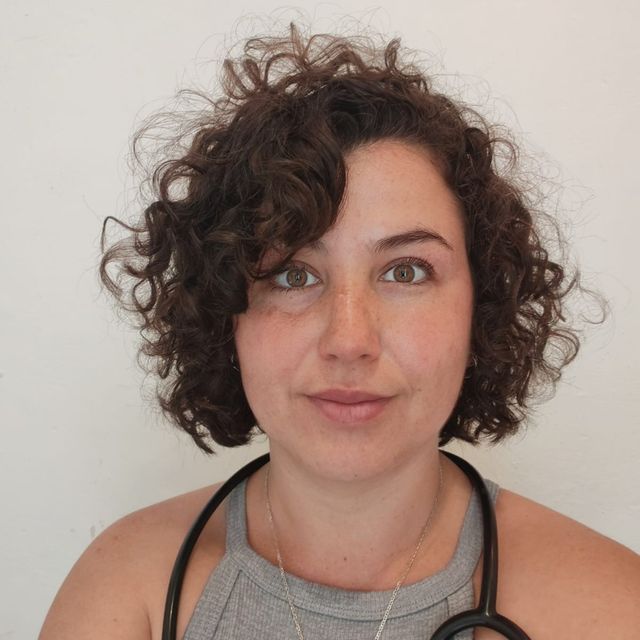Laura Mercedes  Manzano Plazola, Médico general Ajijic