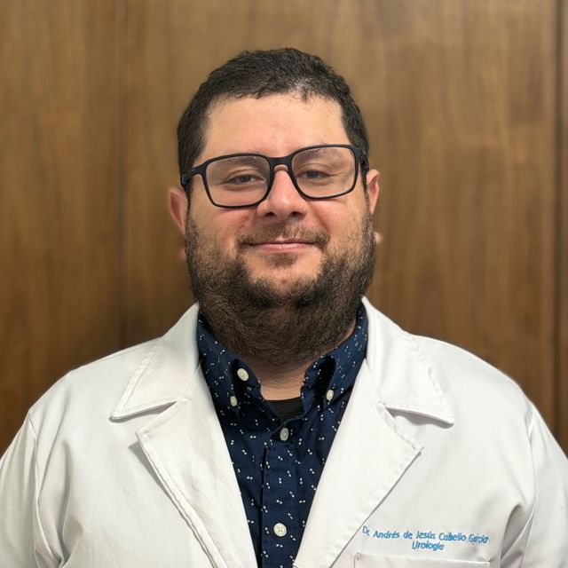 Andrés de Jesús Cabello García, Urólogo Guadalupe