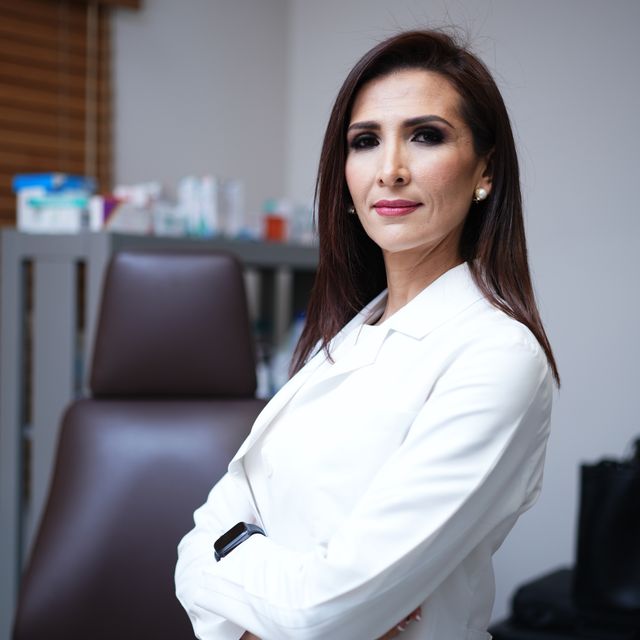 Adriana Castro Quintero, Otorrinolaringólogo Torreon