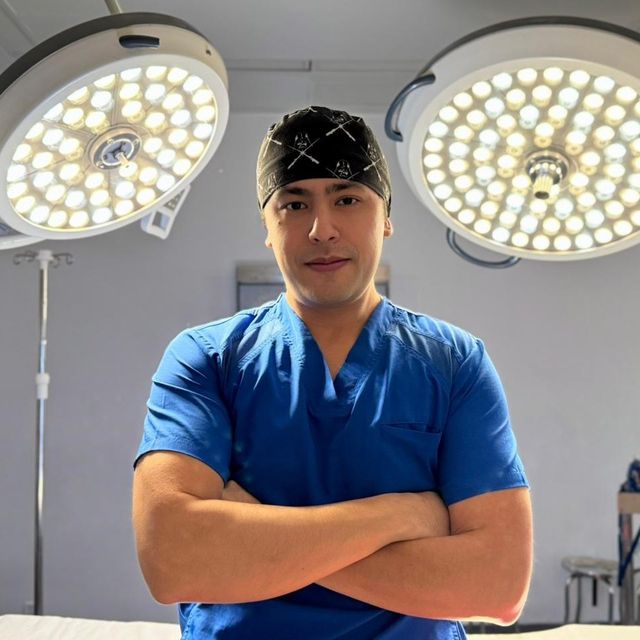 Carlos Emiliano Gómez Moreno, Traumatólogo Cuernavaca