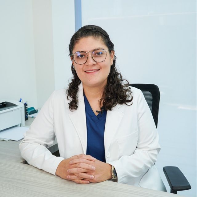 Lilia Dávila Ortiz, Cirujano general Ciudad de México