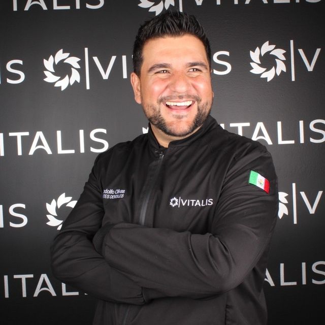 Rodolfo Uriel Olivas Olivas, Dentista - Odontólogo Chihuahua