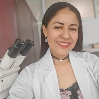 Ampliar imagen: Elsa  Acosta Jiménez, Anatomopatólogo Gustavo A Madero