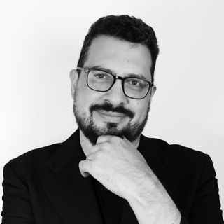 Dr. Everardo Castro Silva